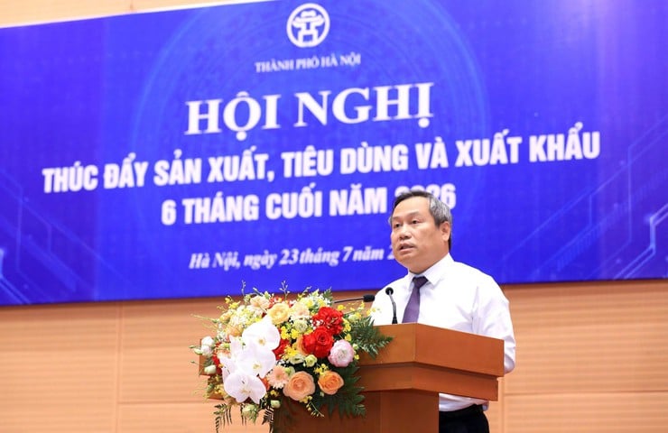 Hanoi-Vorsitzender Vu Dai Thang: Abteilungen und Niederlassungen müssen innerhalb von maximal 10 Tagen auf Vorschläge der Unternehmen reagieren – Foto 2. Hanoi-Vorsitzender Vu Dai Thang: Abteilungen und Niederlassungen müssen innerhalb von maximal 10 Tagen auf Vorschläge der Unternehmen reagieren – Foto 2.