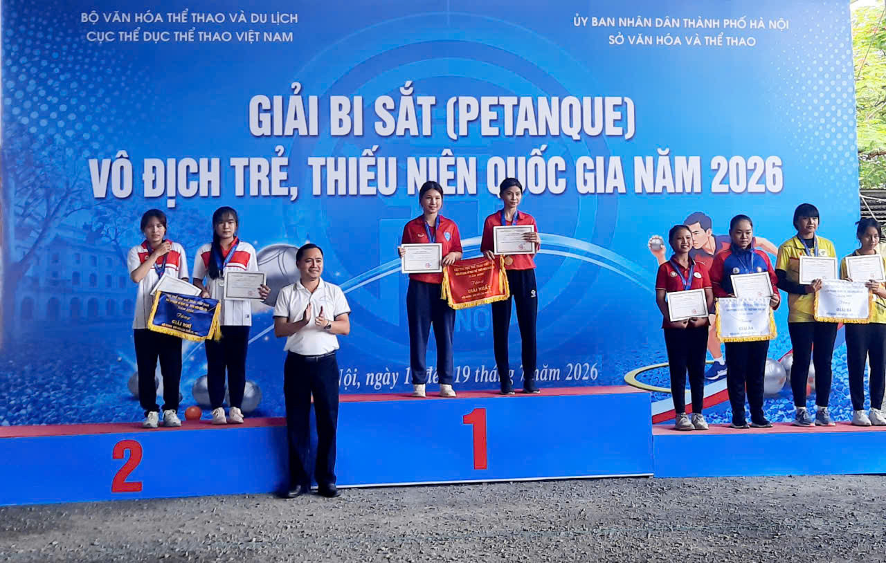 trao-giai-bi-sat.jpg